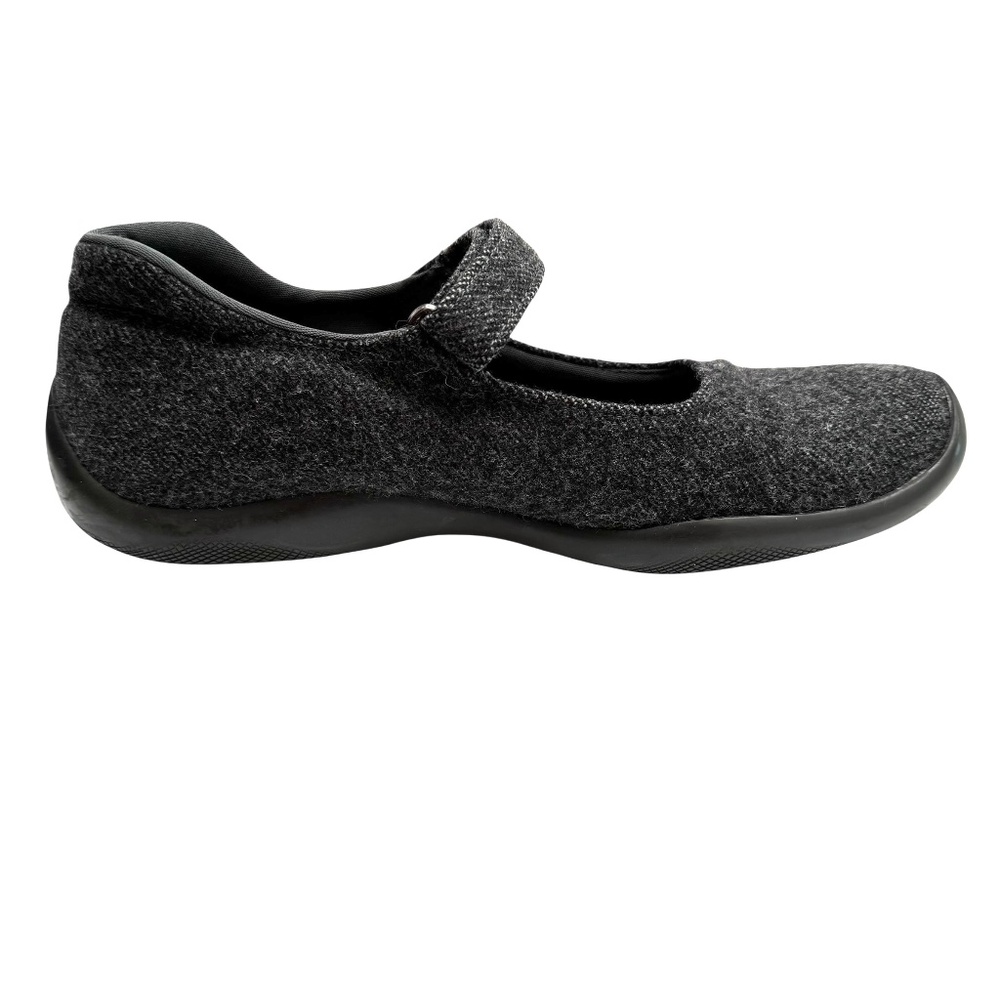 VINTAGE PRADA LINEA ROSSA SPORT GRAY WOOL MARY JANE FLATS WITH VELCRO CLOSURE - Picture 14 of 16
